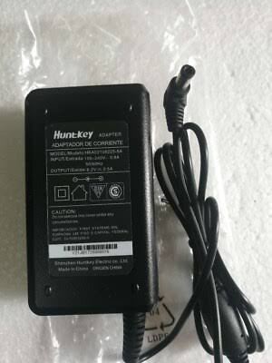 آداپتور HuntKey HKA02108225 منبع تغذیه ۸ ولت ۲.۲۵ آمپر مخصوص مودم و تجهیزات شبکه استوک