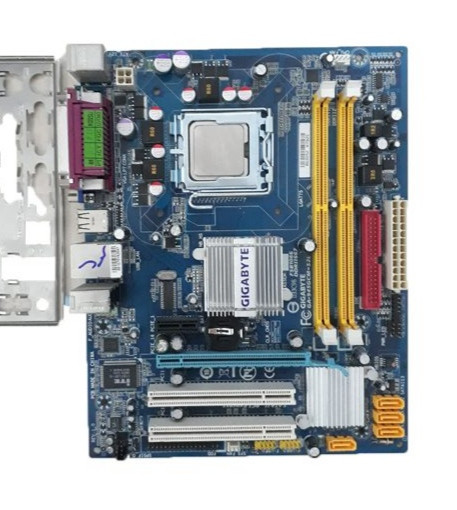 مادربرد Gigabyte GA-G31M-S2L همراه پردازنده Intel Pentium E5500 و فن اورجینال استوک