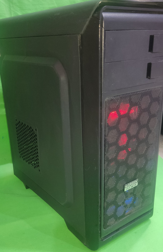 کیس گیمینگ Core i5-7400 رم 16 SSD 256 اجرای GTA V، CS2، Valorant، PUBG و Fortnite