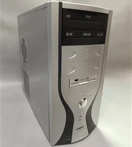 قاب کیس کامپیوتر GREEN MIDI 2002 نقره‌ای استوک | شیک، بسیار مقاوم، مناسب سیستم‌های اداری، خانگی