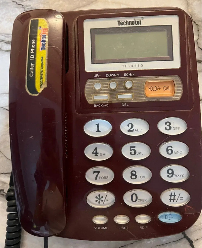 تلفن رومیزی TECHNOTEL TF-4115 استوک | کالر آیدی، اسپیکر، نمایشگر LCD