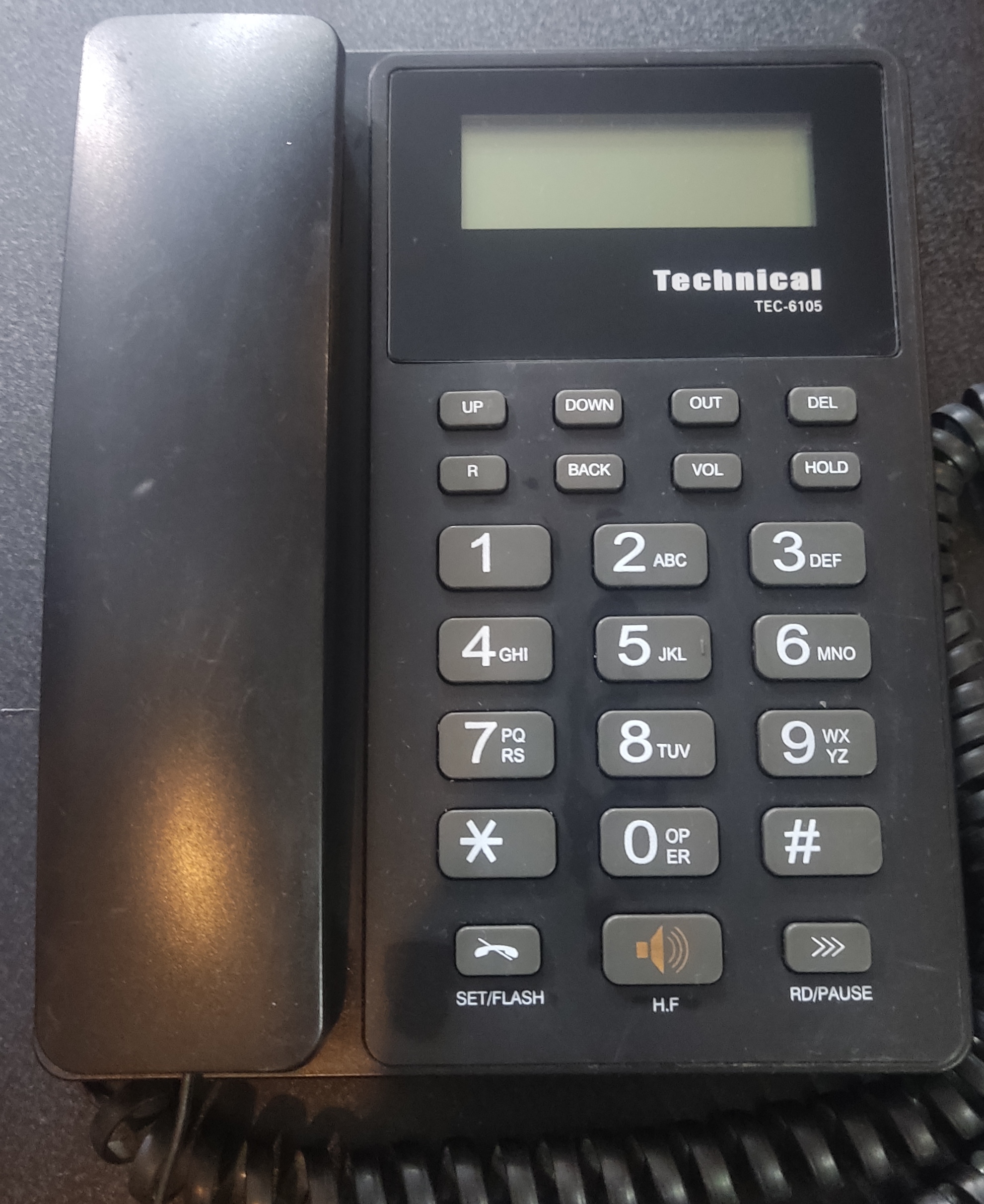 تلفن رومیزی TECHNICAL TEC-6105 استوک | نمایشگر LCD، کالر آیدی، اسپیکر و حافظه شماره