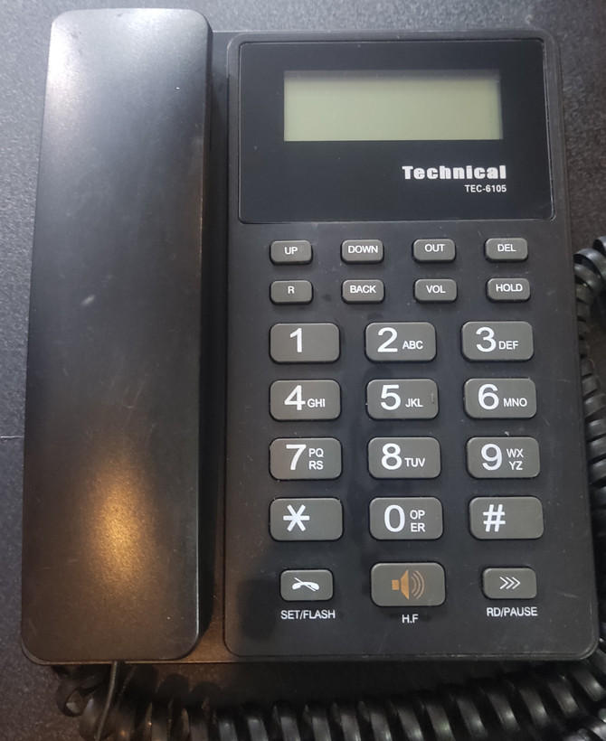 تلفن رومیزی TECHNICAL TEC-6105 استوک | نمایشگر LCD، کالر آیدی، اسپیکر و حافظه شماره