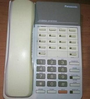 تلفن سانترال Panasonic KX-T7020 استوک | مناسب شرکت‌ها، ادارات، منشی و اپراتور سانترال