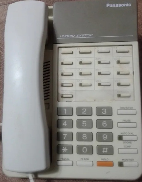 تلفن سانترال Panasonic KX-T7020 استوک | مناسب شرکتها، ادارات، منشی و اپراتور سانترال