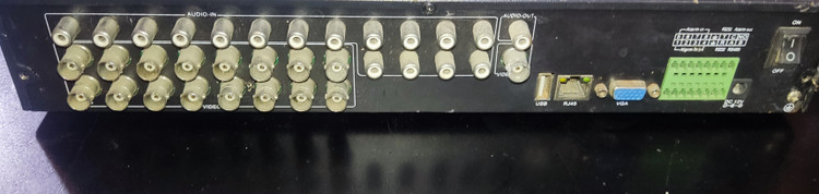 دستگاه DVR شانزده کانال آنالوگ استوک VGA LAN USB | ۱۰۰٪ سلامت + ۷ روز مهلت تست | آران پی سی
