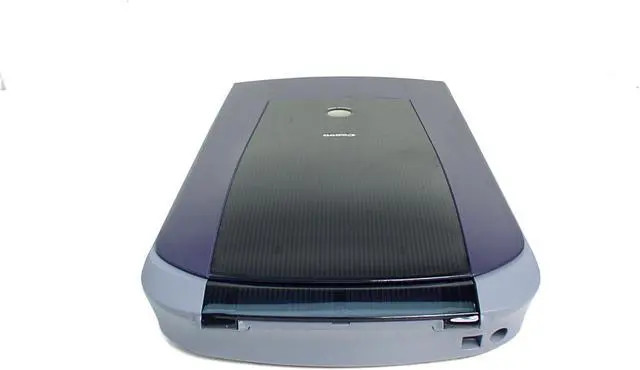 اسکنر استوک Canon CanoScan 3200F اسکن عکس و اسناد ۱۰۰ درصد سلامت + ۷ روز مهلت تست | فروشگاه آران پی سی