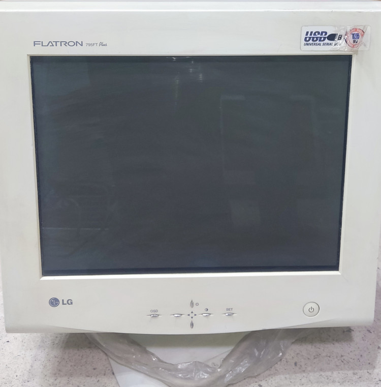 مانیتور CRT ال جی LG Flatron 795FT Plus مناسب گرافیک و بازی ۱۰۰٪ سلامت + ۷ روز مهلت تست | فروشگاه آران پی سی